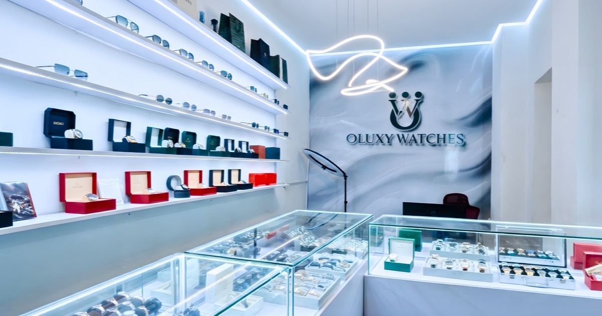 Oluxy Showroom